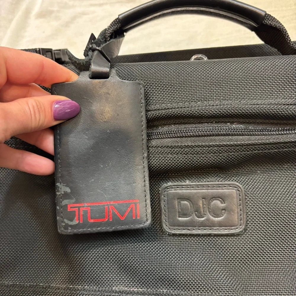 Tumi‎ ALPHA Garment Bag Tri-Fold Carry-On Black
